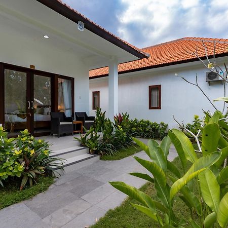Nusa Indah Onai Hotel Nusa Lembongan  Exterior photo