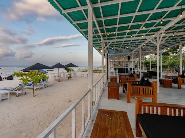 Nusa Indah Onai Hotel Nusa Lembongan  Exterior photo